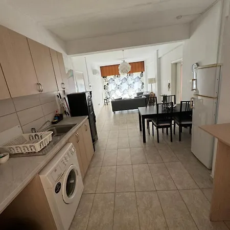 Ferienwohnung Milky Limassol Exterior foto